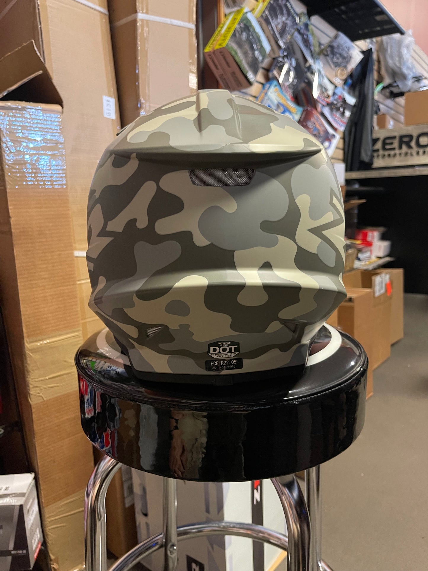 Z1R CAMO YOUTH HELMET XL